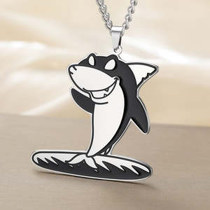 Pendentif tendance gravé en forme de requin, en argent sterling 925 plaqué or, avec moissanite, bijoux minimalistes personnalisés, cadeaux pour femmes - Product Image 1