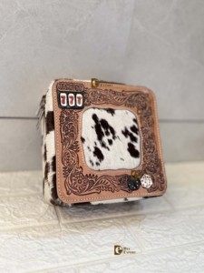 Caja Organizadora de Joyería Grande de Cuero Hecha a Mano, Caja de Maquillaje Cuadrada, Moderna y Bonita, de Piel de Vaca - Product Image 5