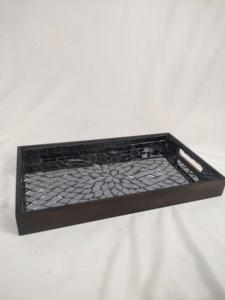 Plateau décoratif vintage en bois floral pour table basse et plats de service - Product Image 2