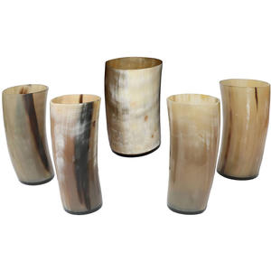 Copa y vaso de cuerno para beber de calidad superior, vaso de cerveza de cuerno de Color Natural hecho a mano a precio bajo de exportación india, tamaño personalizado - Product Image 1
