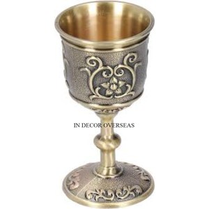 Gobelets en aluminium coulé d'aspect attrayant de haute qualité de créateur de fantaisie antique Barware Drinkware du fabricant indien - Product Image 1
