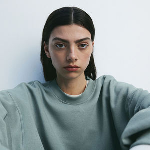 Ropa de moda sudadera al por mayor de color puro personalizado en blanco mujeres sudadera para la venta - Product Image 6