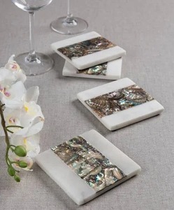 Sous-verres élégants et écologiques en nacre incrustée Design tressé unique pour les salles à manger et les salons Coffret cadeau poli pour restaurants - Product Image 2