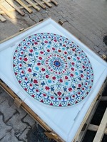 Dessus de table en marbre rond classique pour tables à manger ou tables basses disponibles au prix d'exportation