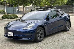 สภาพดีเยี่ยม รถมือสอง ปี 2022 เทสลา โมเดล 3 ลองจ์เรนจ์ ขับเคลื่อนสี่ล้อ - Product Image 3