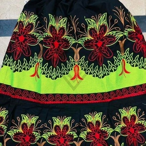 Jupes hawaïennes de haute qualité pour femmes Nouveau style brodé vêtements hawaïens fabriqués au Pakistan Prix compétitifs - Product Image 5