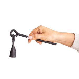 Éteignoir à bougie en fer de qualité supérieure, manche long, design élégant, écologique, décoratif, fonctionnel, outil essentiel pour les bougies - Product Image 1