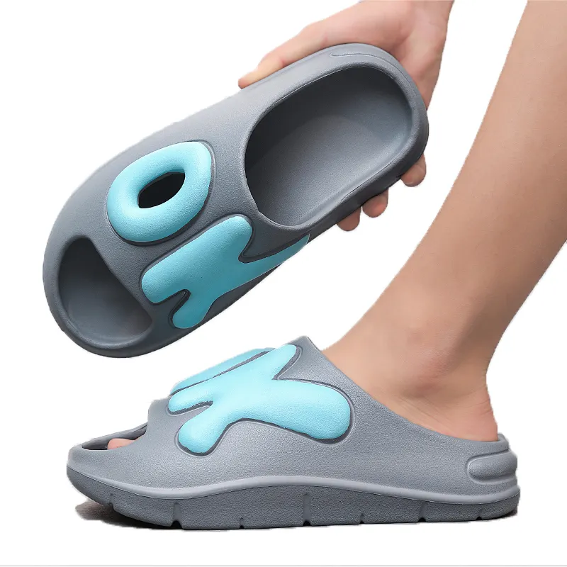 2023 슬라이드 사용자 정의 로고 야외 플랫 신발 가정용 여름 비치 샌들 남성용 미끄럼 방지 샌들 슬라이드 슬리퍼