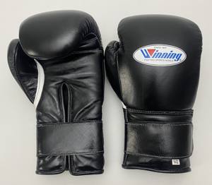 Gants de boxe personnalisables noirs Winning Strap en cuir de vachette véritable, poignées premium, rembourrage épais à 4 couches, pour kickboxing - Product Image 4
