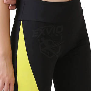 Ensemble de yoga pour femmes, style tendance, vêtements de sport, vente en gros, fabriqué au Pakistan - Product Image 6