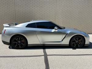 NISSAN GT-R PREMIUM 2010 PRÊT À ÊTRE EXPÉDIÉ - Product Image 4