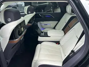 SUV H E-HS9 AWD 2021 con Batería de Litio R18, Asientos de Cuero, Techo Panorámico, 6 Plazas, Batería de 110 kWh - Product Image 2