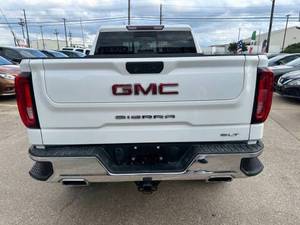 รถมือสองสภาพดีสำหรับขาย ปี 2019 G M C Sierra 1500 SLT 4x4 SLT 4 ประตู รุ่น Crew Cab กระบะ 5.8 ฟุต - Product Image 2