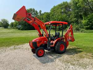 รถแทรกเตอร์ขนาดเล็กพร้อมอุปกรณ์/Kubota B26 TLB รถแทรกเตอร์พร้อมโหลดเดอร์ที่มีอยู่ - Product Image 4