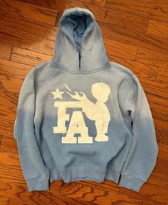 Sudadera de Invierno Personalizada con Estampado Gráfico DTG, Lavado a la Piedra, 100% Algodón, Transpirable, con Bordado Desgastado - Product Image 2