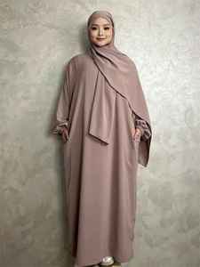 Haute qualité 3 couches Khimar malaisie musulmane femmes vêtements quotidiens Style Long couleur unie en mousseline de soie Thobe/Thawb pour le printemps - Product Image 3