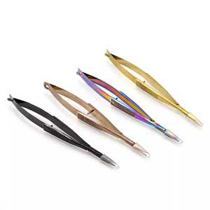 Ciseaux à ressort professionnels personnalisés en acier inoxydable extra-affûtés pour la précision du façonnage et la coupe des sourcils et des cils, soins personnels - Product Image 3