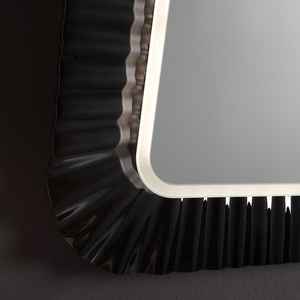 Espejo LED de 94x68 con Instalación Reversible y Marco de Vidrio Fusionado Negro - Product Image 3