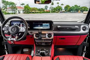 G63 2021 con Motor V8 Biturbo, Tracción en las Cuatro Ruedas, Diseño en Negro Noche Magno, Equipamiento de Alta Gama - Product Image 4