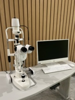 Microscopio de hendidura digital LED de 5 pasos rentable para centros de optometría y clínicas oftalmológicas