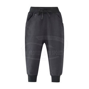 Bajo MOQ Venta al por mayor Traje de sudor Diseño único Mejor calidad Traje de sudor Hecho en Pakistán Traje de sudor - Product Image 3