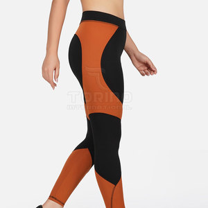 Legging personnalisé de conception pour femmes de taille personnalisée Legging pour femmes en polyester Legging pour femmes de style unique - Product Image 2