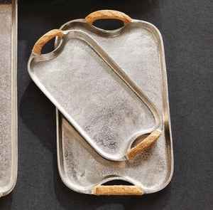 Bandejas de Servir Rectangulares Modernas de Lujo, Personalizables, de Aluminio Fundido, Aptas para Lavavajillas y Ecológicas - Product Image 1