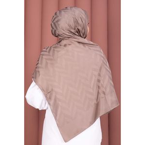 Écharpe carrée en tissu jacquard à motif en zigzag, série Dark Powder - Product Image 2