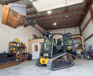 รถตักล้อยาง JCB 2TS 7T ปี 2023 เครื่องยนต์ Kohler  ประสิทธิภาพสูง พร้อมมอเตอร์ปั๊มเกียร์บ็อกซ์ รับประกัน 3 ปี สภาพดีเยี่ยม - Product Image 1