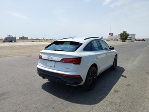 2022 AU DI AQ5 45 TFSI Usado Turbo Engine AWD Drive Asientos de cuero ACC Control de crucero Color interior oscuro - Product Image 5