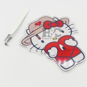 แผ่นติดขนตาปลอมรุ่นขายดี สีชมพูอ่อนลายเฮลโลคิตตี้ คุณภาพพรีเมียม อะคริลิค รูปหัวใจ แม่เหล็ก ติดทนนาน โลโก้ ขนมิ้งค์ แผ่นติดขนตาแบบแบน - Product Image 4