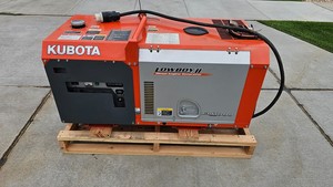 เครื่องกำเนิดไฟฟ้า 30kva ขนาดเล็กสำหรับใช้ในบ้าน แบบเฟสเดียวหรือสามเฟส 24kw 25kw 30kva เครื่องกำเนิดไฟฟ้าดีเซลแบบเงียบ ขับเคลื่อนด้วยเครื่องยนต์ญี่ปุ่น มีจำหน่าย - Product Image 4