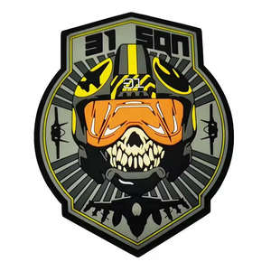 Étiquettes souples en relief de haute qualité, patchs en caoutchouc de silicone, logo personnalisé OEM, caoutchouc en relief - Product Image 1