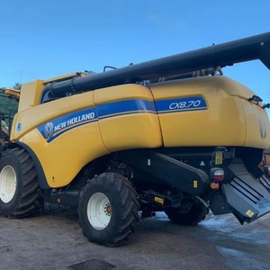 Moissonneuse-batteuse New Holland CX8.70 de qualité supérieure, jaune, pour céréales, haute productivité, machine de récolte du blé à transmission par engrenages - Product Image 1