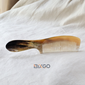 หวีผมเขาควายธรรมชาติทำมือสำหรับผู้หญิงที่จับเรียบปรับแต่งได้ป้องกันไฟฟ้าสถิตย์แฟชั่นวินเทจ - Product Image 5