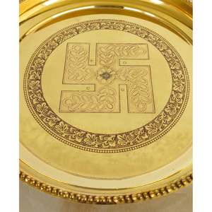Plato de Pooja de Latón Puro de 30 cm con Diseño de Swastika, Elegante Decoración y Accesorio para Mesa - Product Image 5