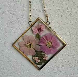 Elegant metal Glass Photo <b>Frame</b> Decorative Metal with Beautiful Embossed Details - Product Image 1