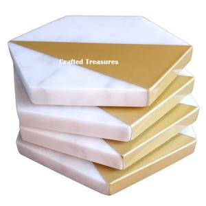 Ensemble de 4 sous-verres en céramique imprimés personnalisés de style marbre noir pour la protection de la table. - Product Image 3