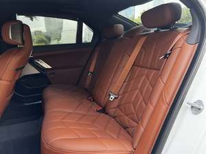 BMW Serie 7 760I XDRIVE AWD 2023 Económico con Volante a la Izquierda/Derecha - Product Image 2