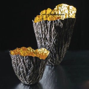 Florero de metal de moda con un jarrón de flores con acabado pulido dorado único para decoración de bodas pares de 2 - Product Image 1