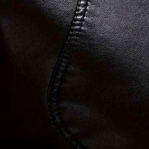 Veste en cuir moderne et tendance pour homme avec fermeture éclair élégante et plusieurs poches pour un usage quotidien et pour les soirées, veste d'hiver - Product Image 3