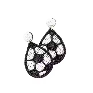 Pendientes bordados con cuentas hechos a mano Brittany Wide Waterfall Stripes Pendientes con flecos con cuentas Calidad superior Mejor precio de venta - Product Image 4