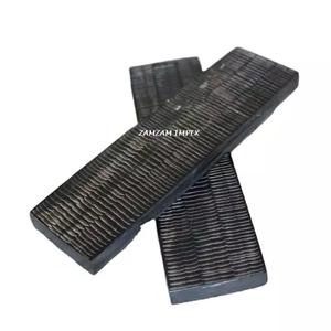 Échelle en corne de buffle naturelle avec motif de serpent complexe pour la fabrication de poignées de couteau, la sculpture et les projets d'artisanat personnalisés - Product Image 1