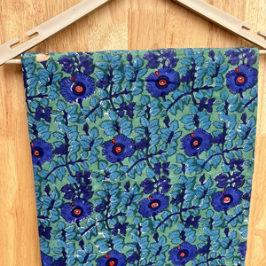 Wholesale Factory India Printed Fabric Handmade New Design Block Print Fabric for Dress Breathable Light Weight Fabric - Product Image 1