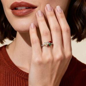 Jeulia Hug Me Gnome Heart Diamond <b>Ring</b> with Pave Band and Bowknot - Product Image 4