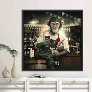 Toile imprimée personnalisée avec l'image d'un singe barman de Banksy - Décoration de bar unique, toile encadrée noire - Product Image 1