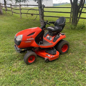 Tractor Cortacésped Industrial de Alta Calidad de 2 Tiempos a Gasolina con Bolsa Recolectora de Césped - Product Image 3