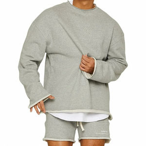 Conjunto corto de nuevo diseño 2025, conjunto informal de Sudadera de cuello redondo de alta calidad y conjunto de pantalones cortos para hombre - Product Image 1