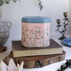 Kontensan ER0041G Envase Metálico Ovalado de 1.4L con Diseño Floral Rosa Pastel, 140x120x130mm - Product Image 3