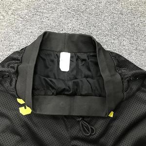 Shorts de sport pour hommes personnalisés 2024, écologiques, à séchage rapide, imperméables, respirants, en maille solide, pour le basketball - Product Image 4